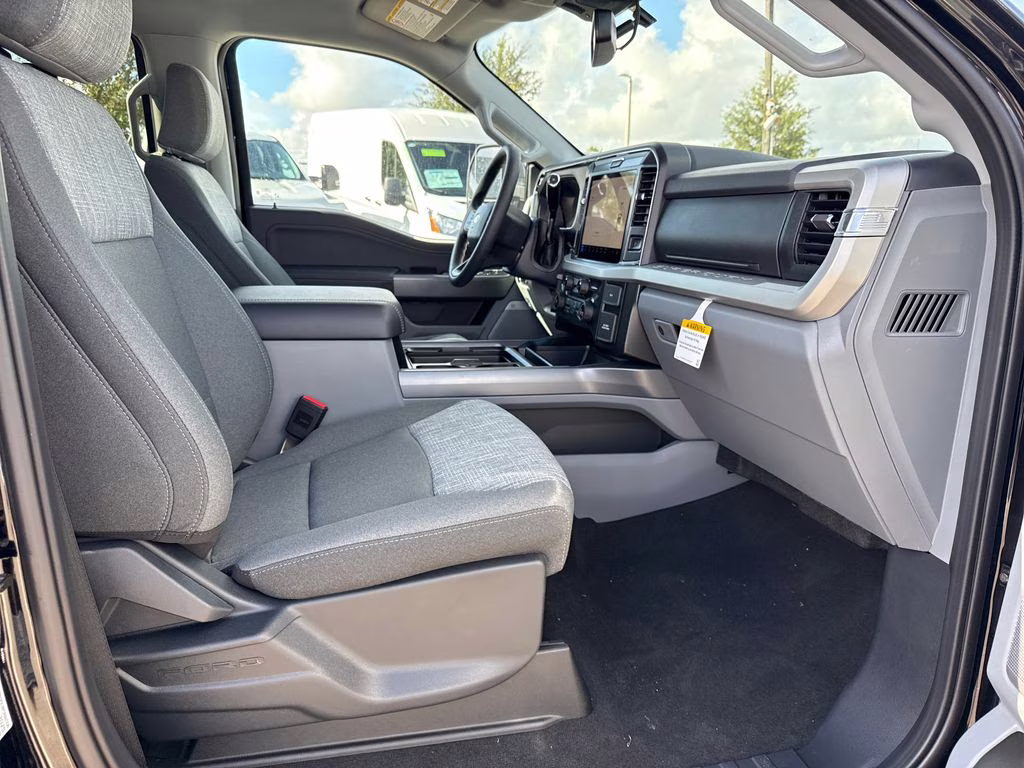 2026 Agate Black Metallic Ford Super Duty F-250 SRW XLT 4X4 Truck