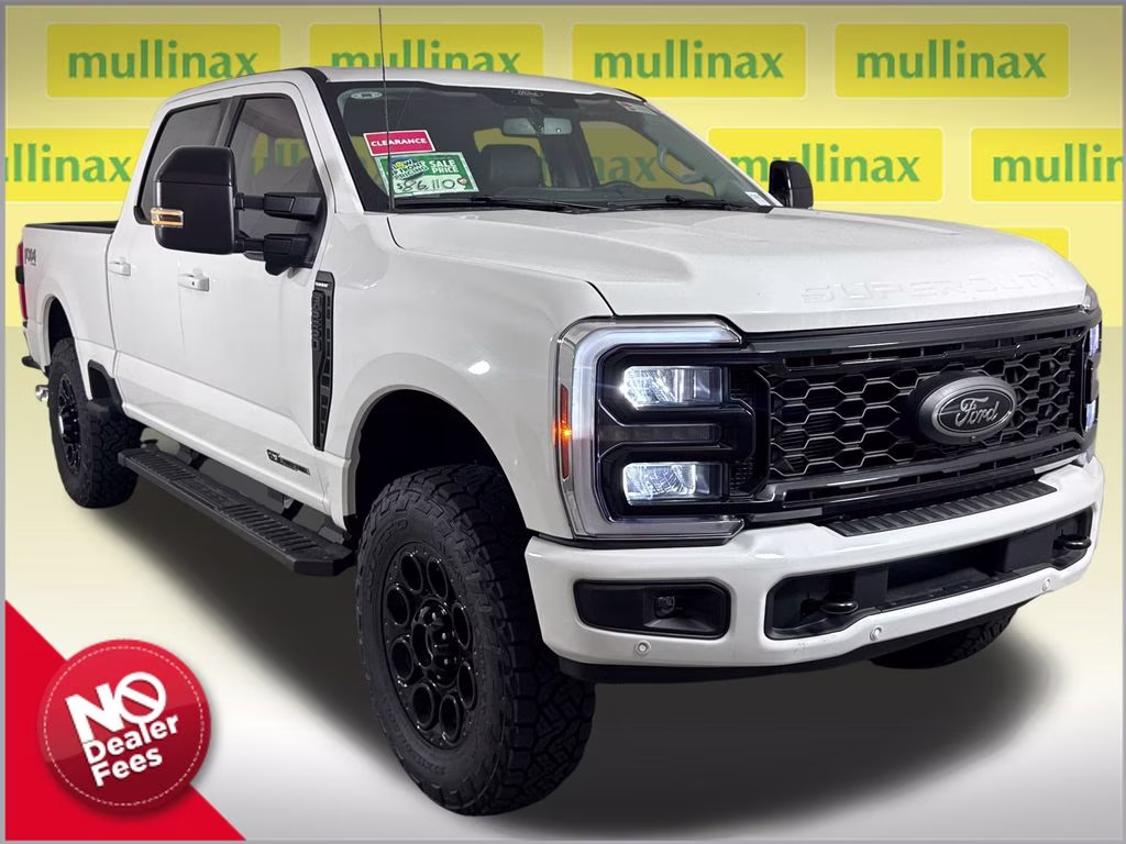 2026 Star White Metallic Tri-Coat Ford Super Duty F-250 SRW Lariat 4X4 Truck