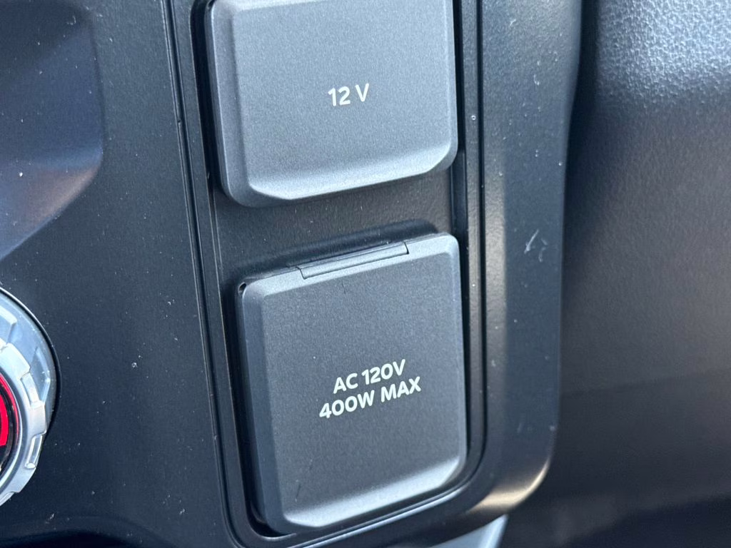 2026 Star White Metallic Tri-Coat Ford Super Duty F-250 SRW Lariat 4X4 Truck