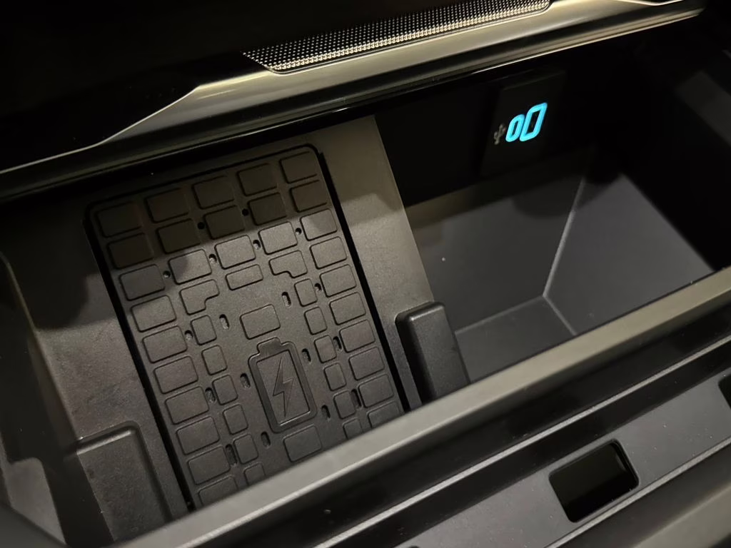 2026 Carbonized Gray Metallic Ford Super Duty F-350 SRW Platinum 4X4 Truck