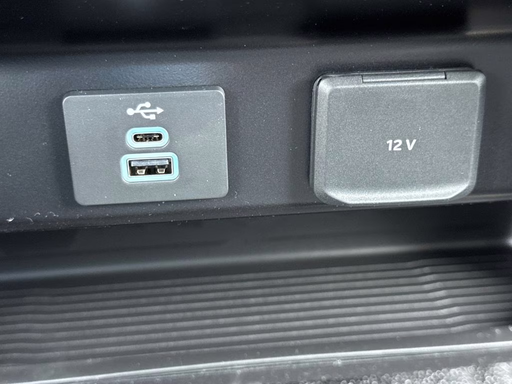 2026 Avalanche Ford Super Duty F-350 DRW XL 4X4 Truck