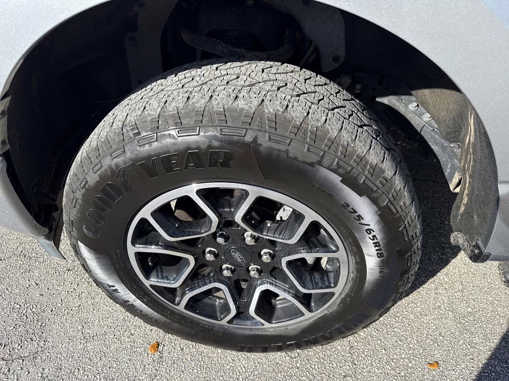 2023 Iconic Silver Metallic Ford F-150 XLT 4X4 Truck