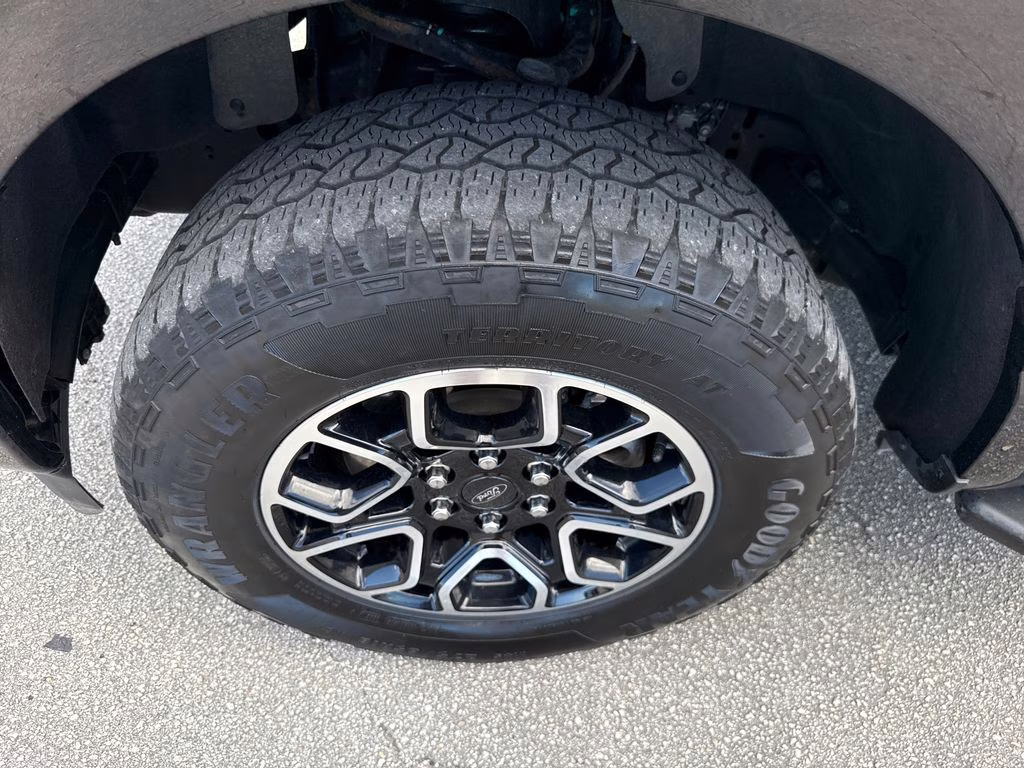 2022 Agate Black Metallic Ford F-150 XLT 4X4 Truck