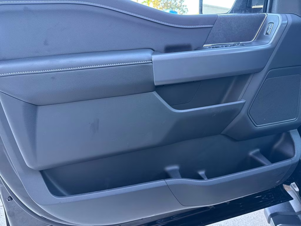 2026 Agate Black Metallic Ford F-150 XLT RWD Truck