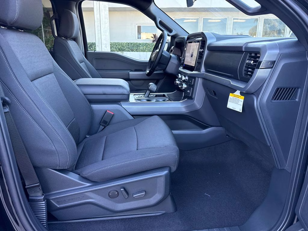 2026 Agate Black Metallic Ford F-150 XLT RWD Truck