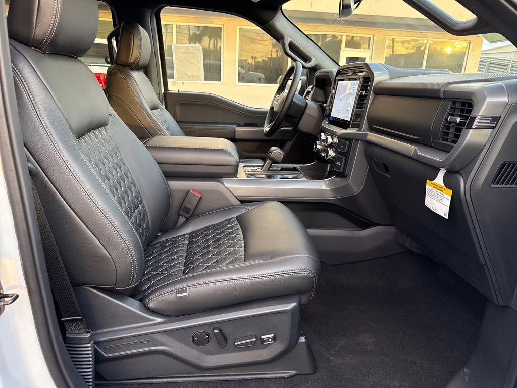 2025 Space White Metallic Ford F-150 XLT 4X4 Truck