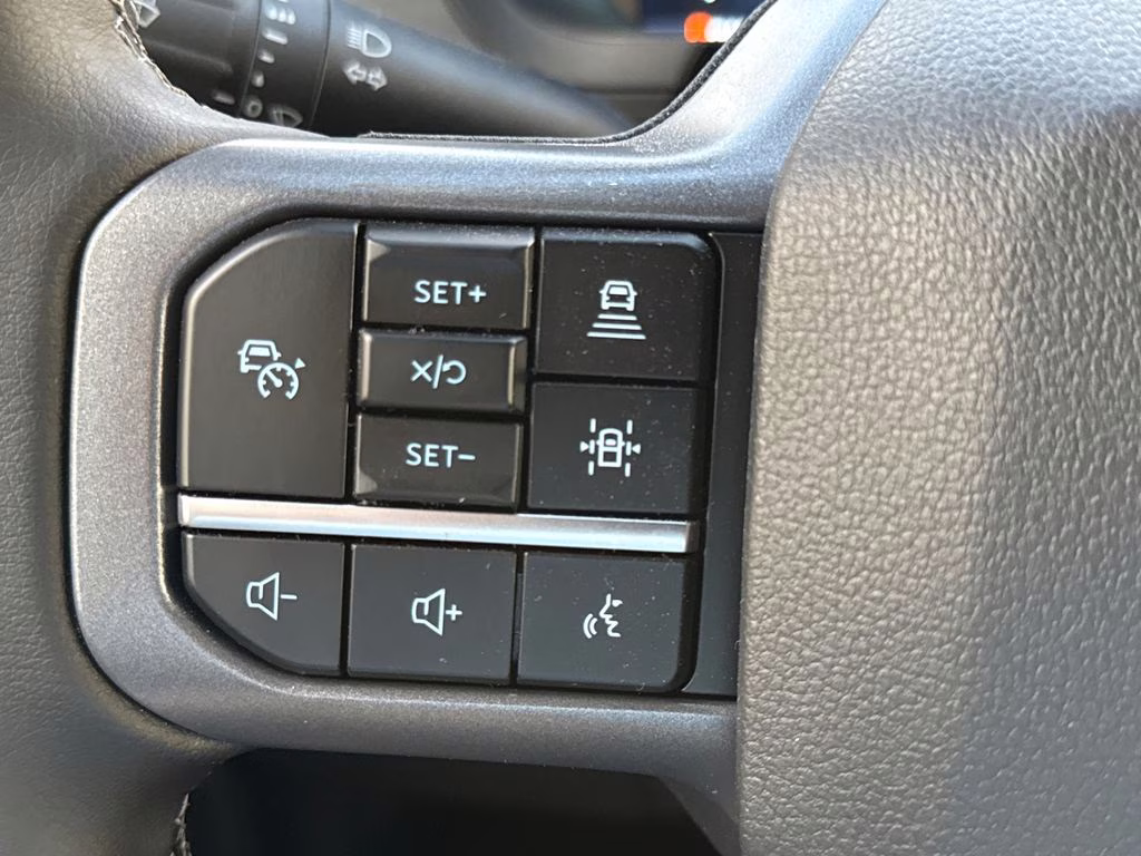 2025 Space White Metallic Ford F-150 XLT 4X4 Truck