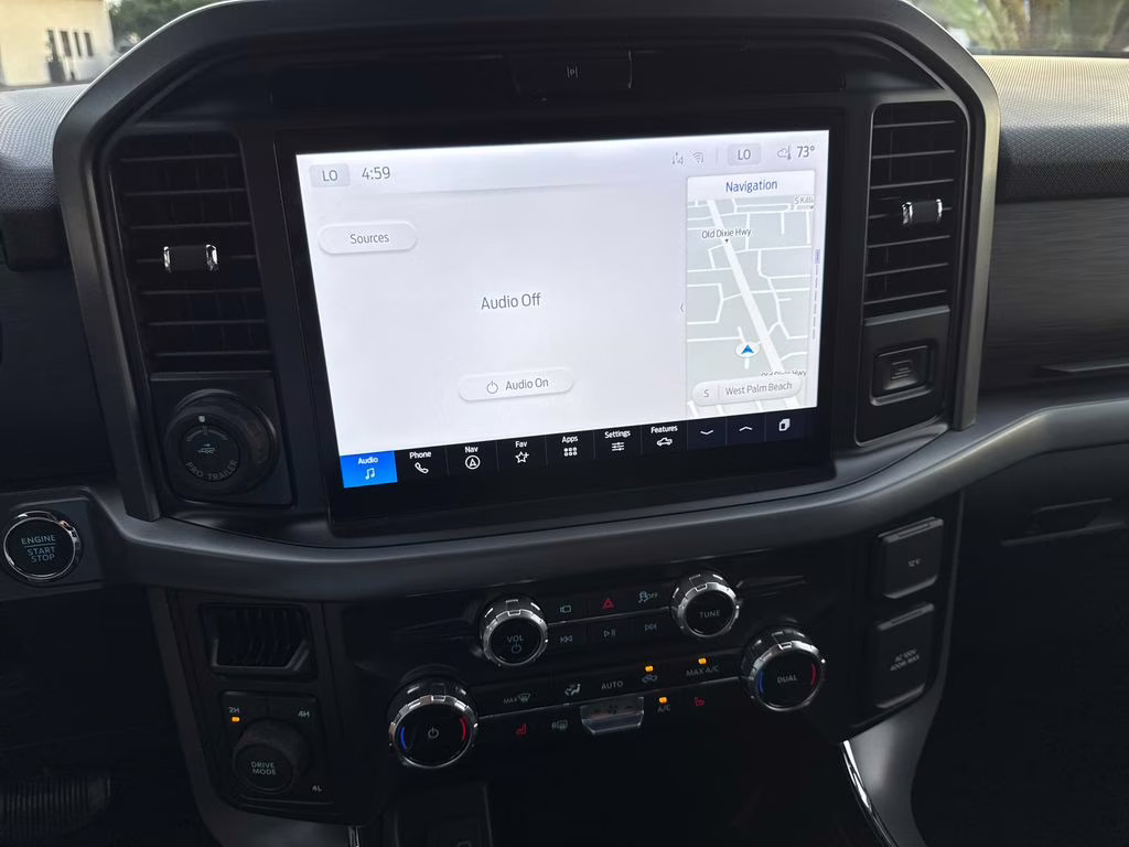 2025 Space White Metallic Ford F-150 XLT 4X4 Truck