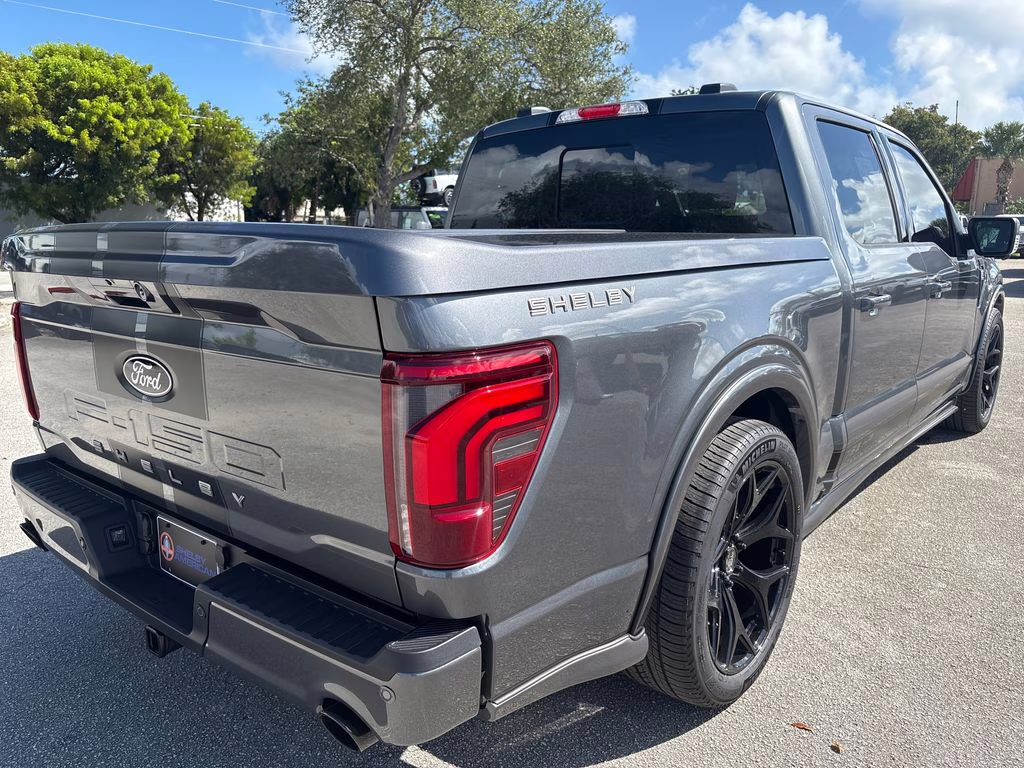 2025 Carbonized Gray Metallic Ford F-150 Lariat 4X4 Truck
