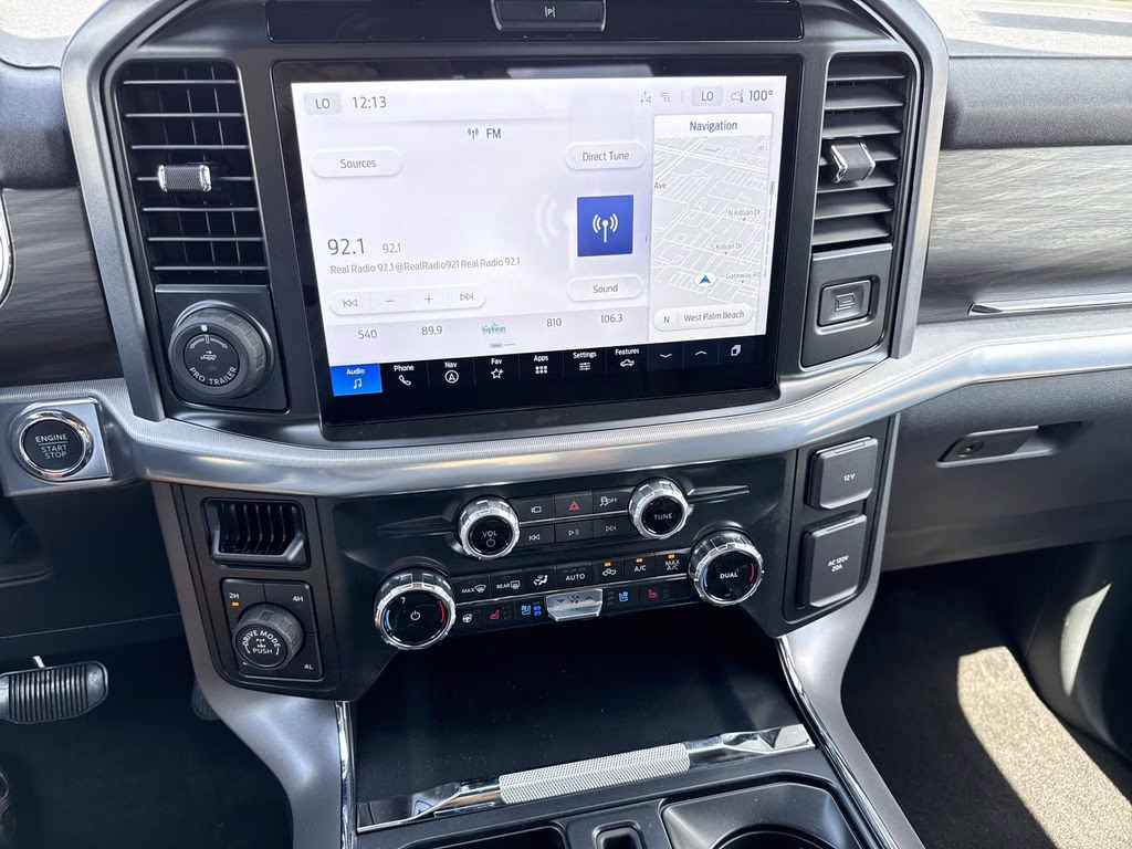 2025 Carbonized Gray Metallic Ford F-150 Lariat 4X4 Truck