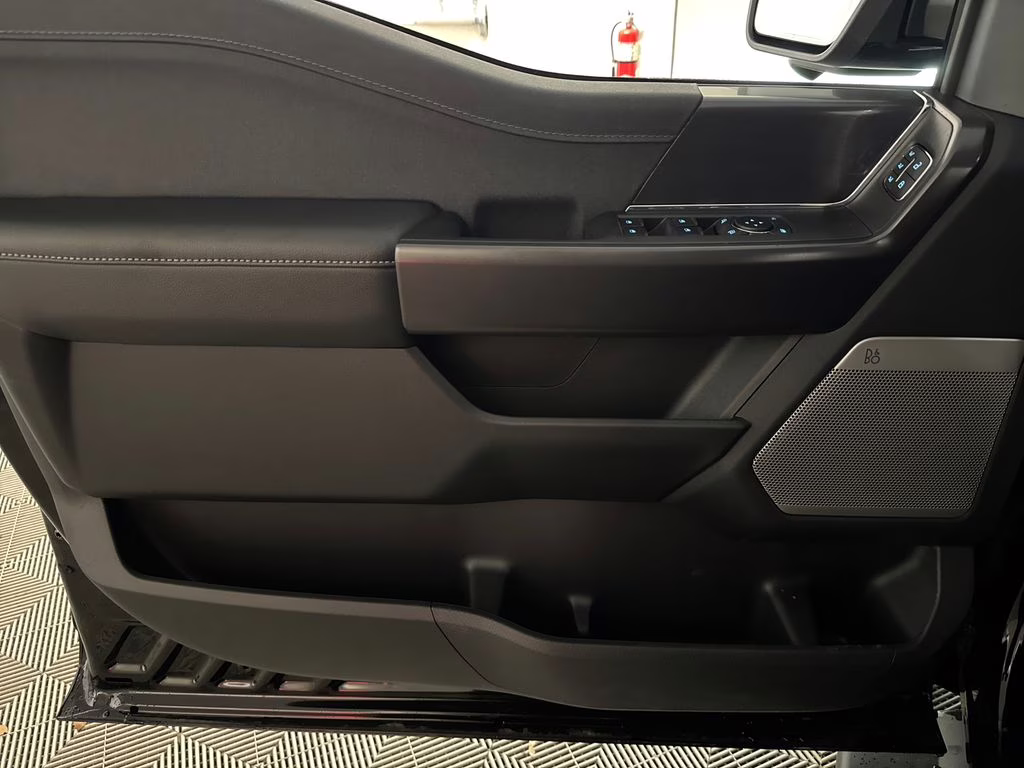 2026 Agate Black Metallic Ford F-150 Lariat 4X4 Truck