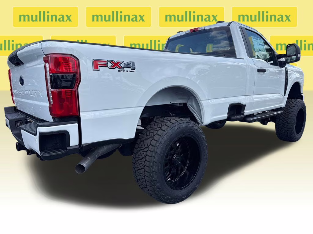 2025 Oxford White Ford Super Duty F-350 SRW STX 4X4 Truck
