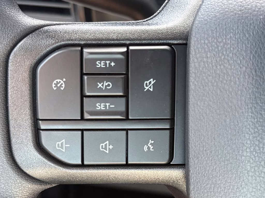 2025 Oxford White Ford Super Duty F-350 SRW STX 4X4 Truck