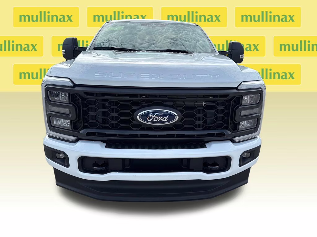 2025 Oxford White Ford Super Duty F-350 SRW STX 4X4 Truck