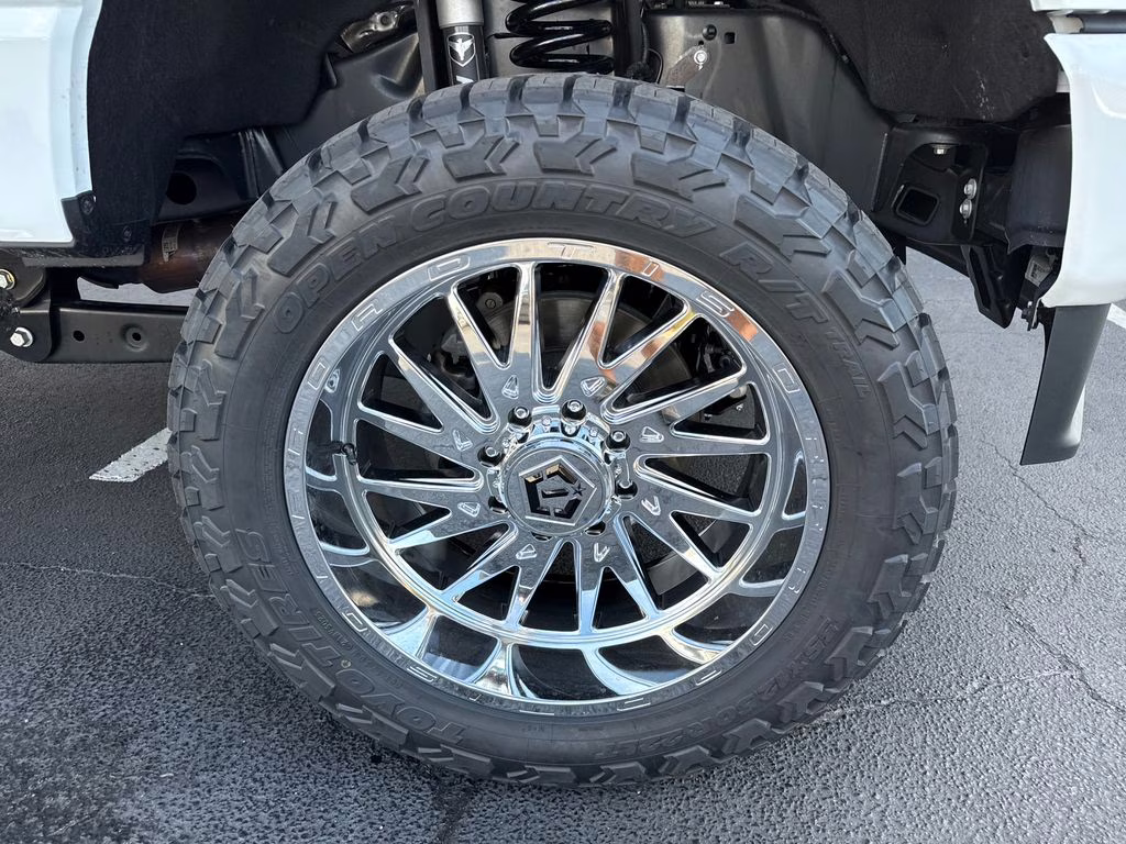 2025 Oxford White Ford Super Duty F-350 SRW STX 4X4 Truck