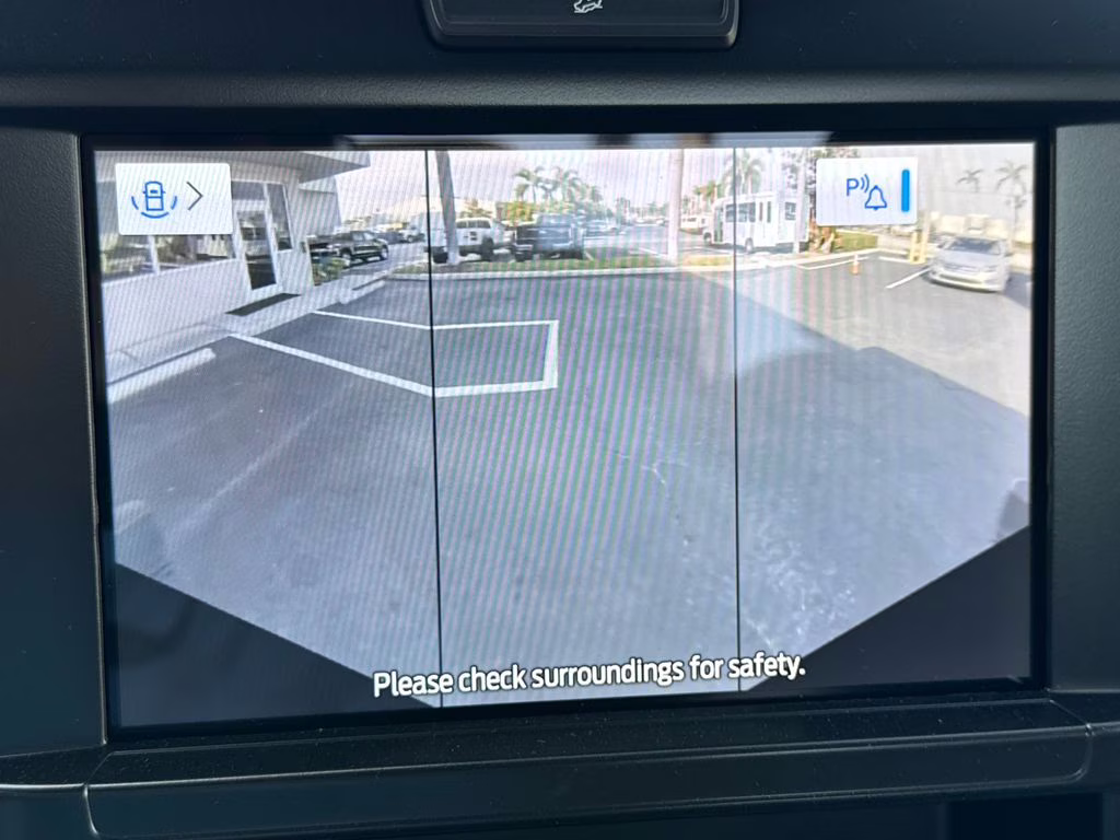 2025 Oxford White Ford Super Duty F-350 SRW STX 4X4 Truck