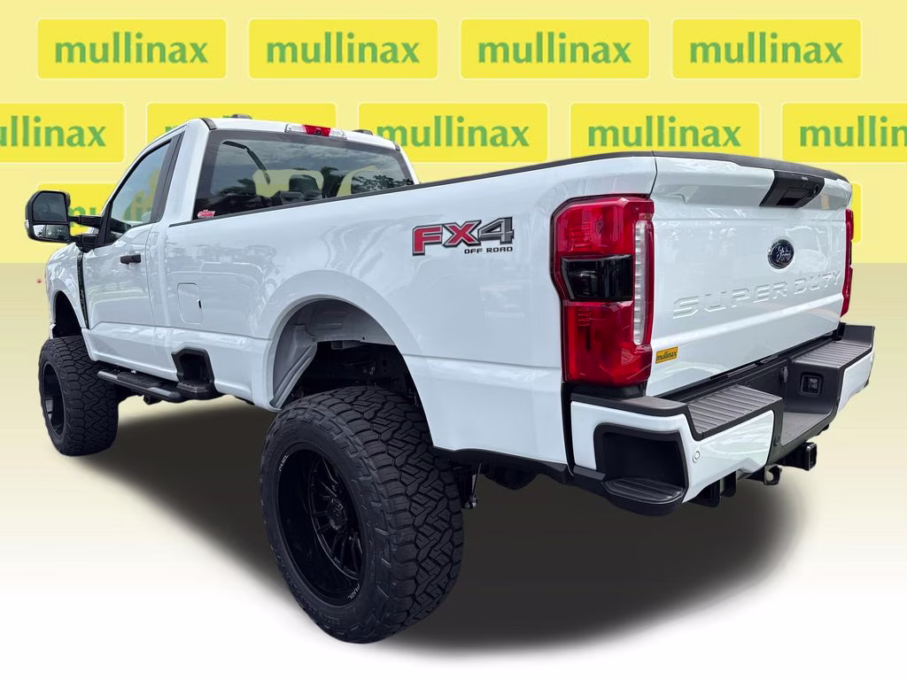 2025 Oxford White Ford Super Duty F-350 SRW STX 4X4 Truck