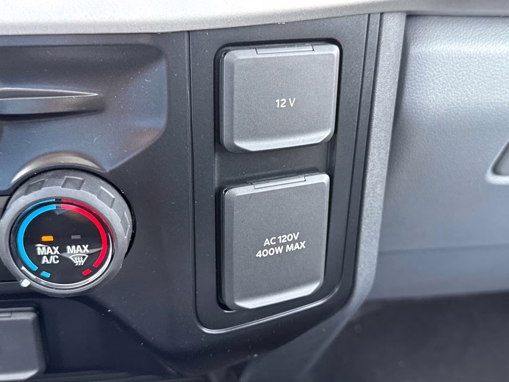 2025 Oxford White Ford Super Duty F-350 SRW STX 4X4 Truck