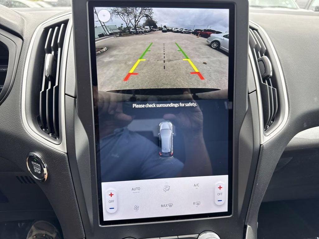 2024 Agate Black Metallic Ford Edge SE AWD SUV