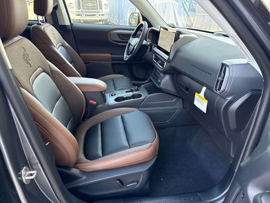 2025 Carbonized Gray Metallic Ford Bronco Sport Outer Banks 4X4 SUV