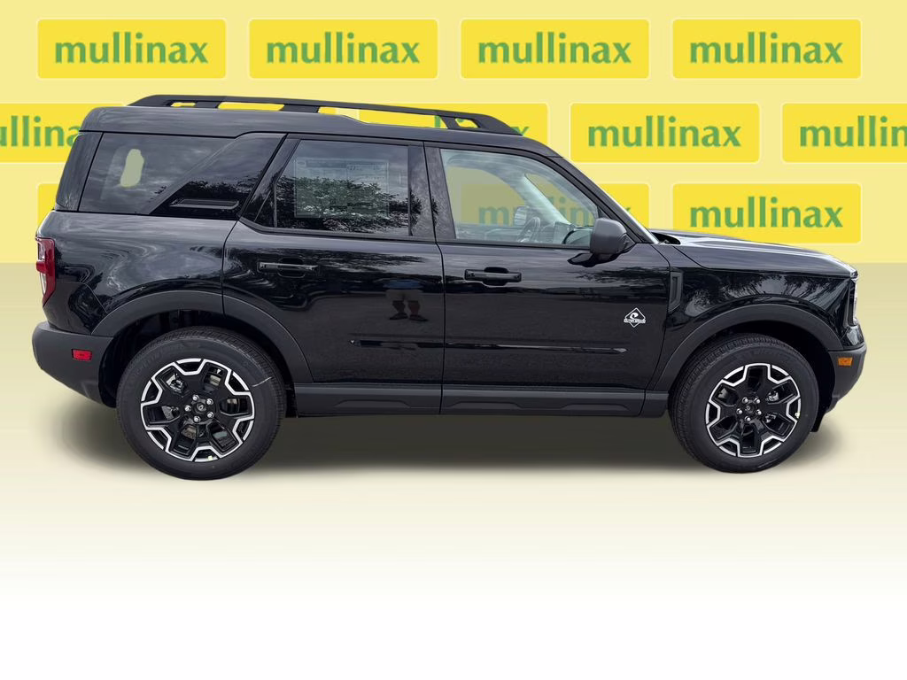 2025 Shadow Black Ford Bronco Sport Outer Banks 4X4 SUV