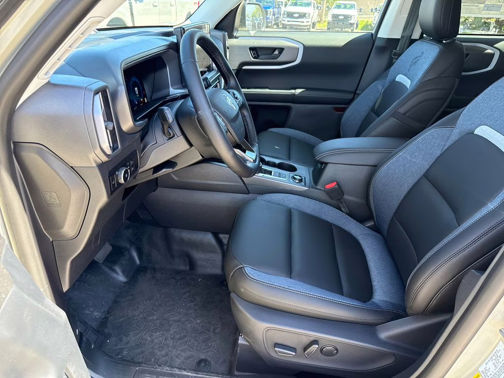 2025 Desert Sand Ford Bronco Sport Outer Banks 4X4 SUV