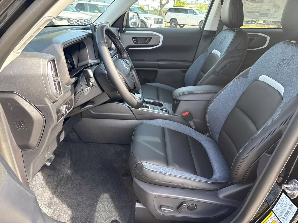 2025 Shadow Black Ford Bronco Sport Outer Banks 4X4 SUV