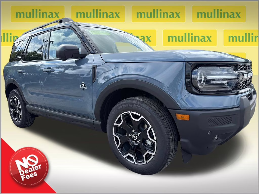 2025 Azure Gray Metallic Tri-Coat Ford Bronco Sport Outer Banks 4X4 SUV