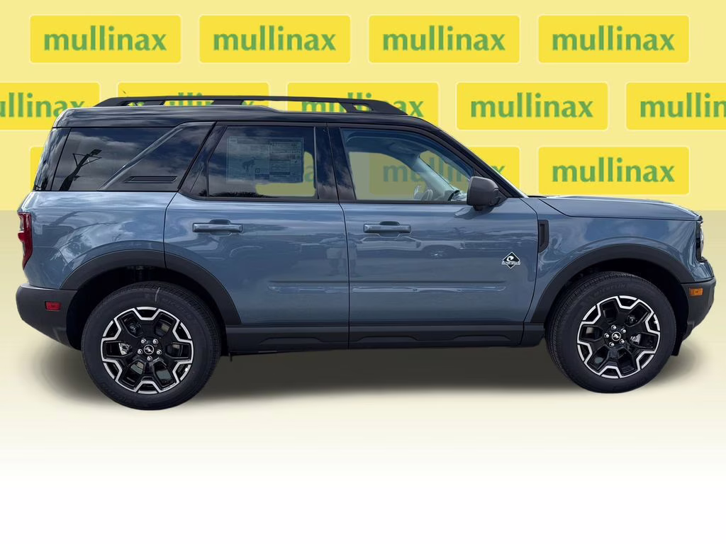 2025 Azure Gray Metallic Tri-Coat Ford Bronco Sport Outer Banks 4X4 SUV