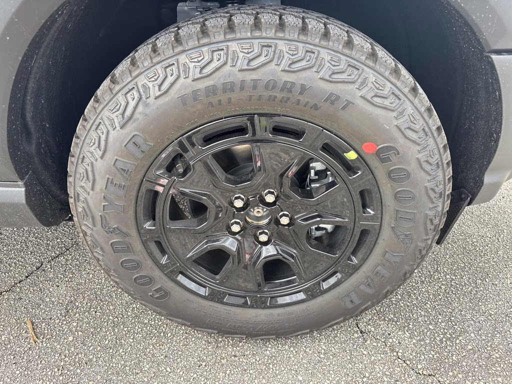 2025 Oxford White Ford Bronco Sport Outer Banks 4X4 SUV