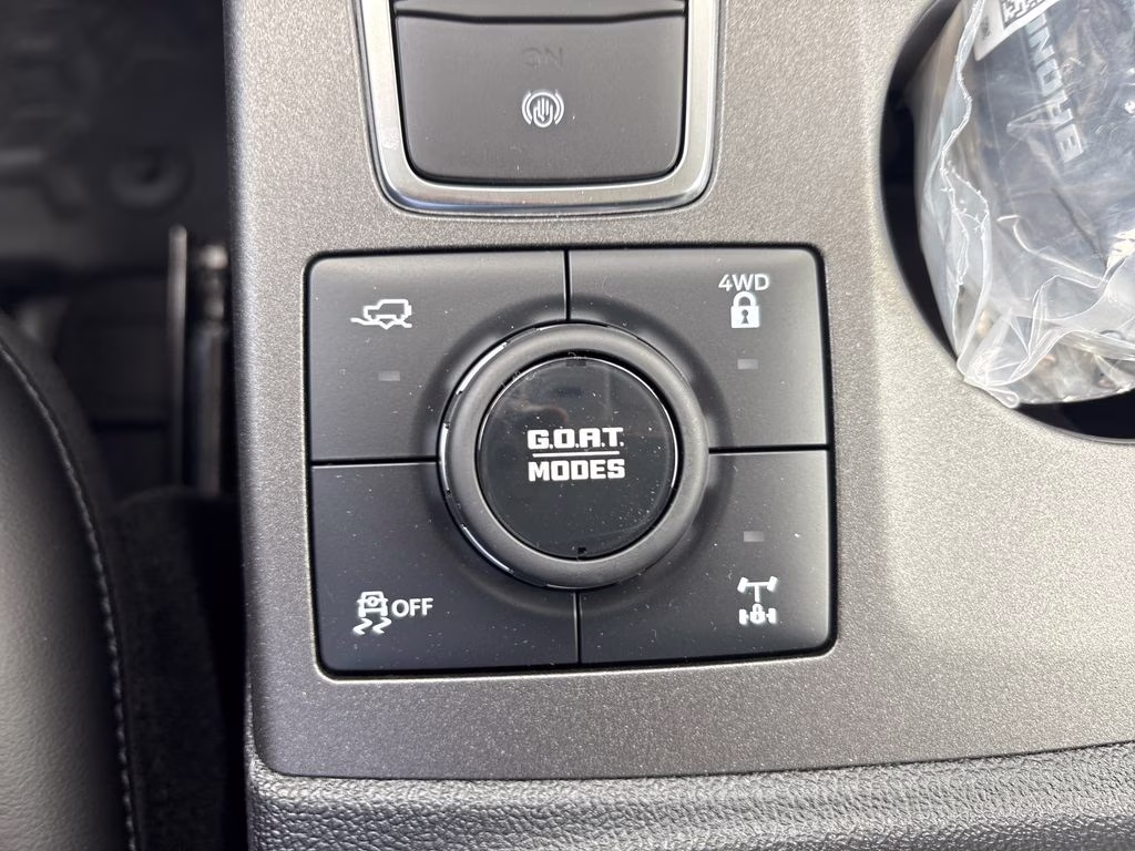 2025 Oxford White Ford Bronco Sport Outer Banks 4X4 SUV