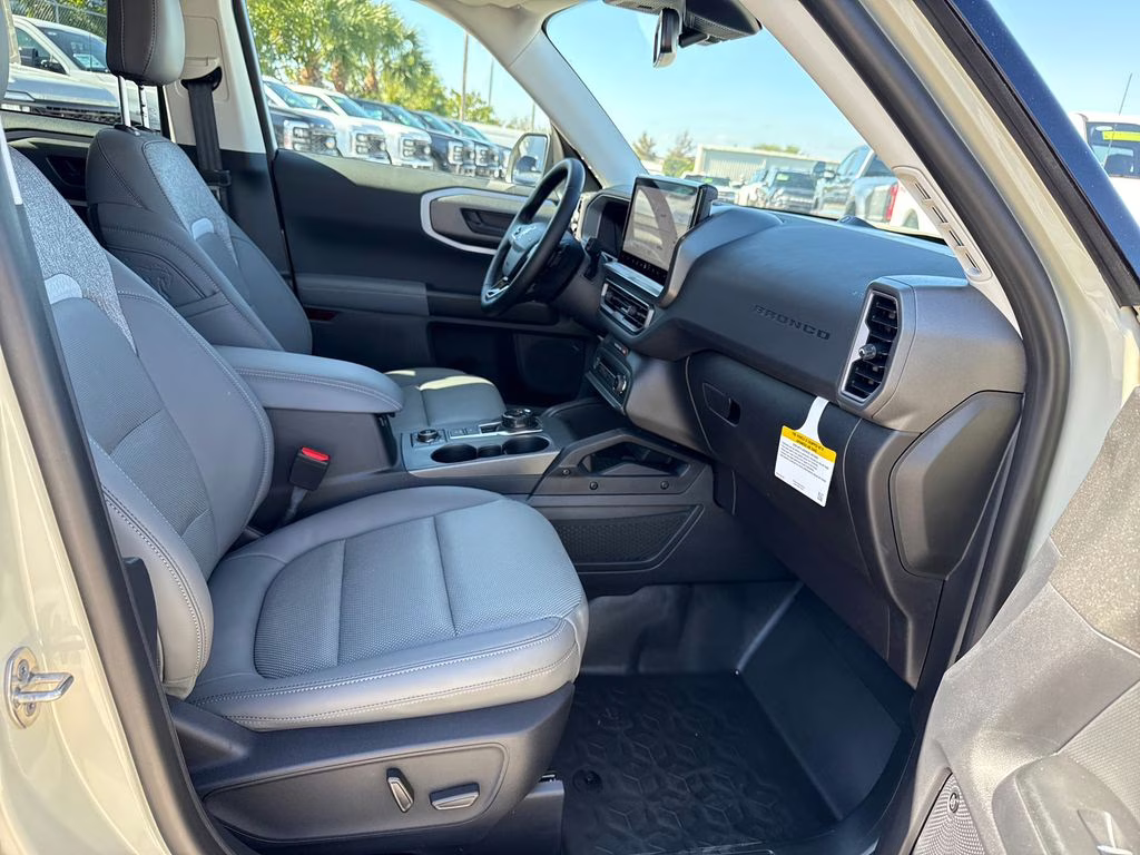 2025 Desert Sand Ford Bronco Sport Badlands 4X4 SUV