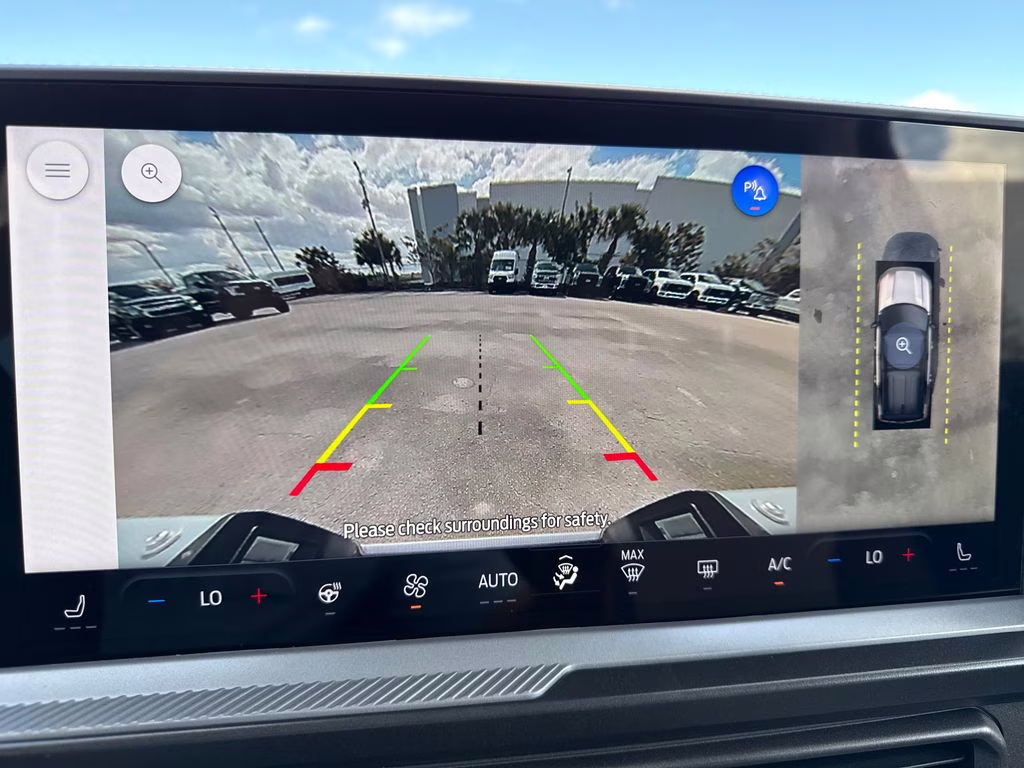 2026 Oxford White Ford Bronco Sport Badlands 4X4 SUV