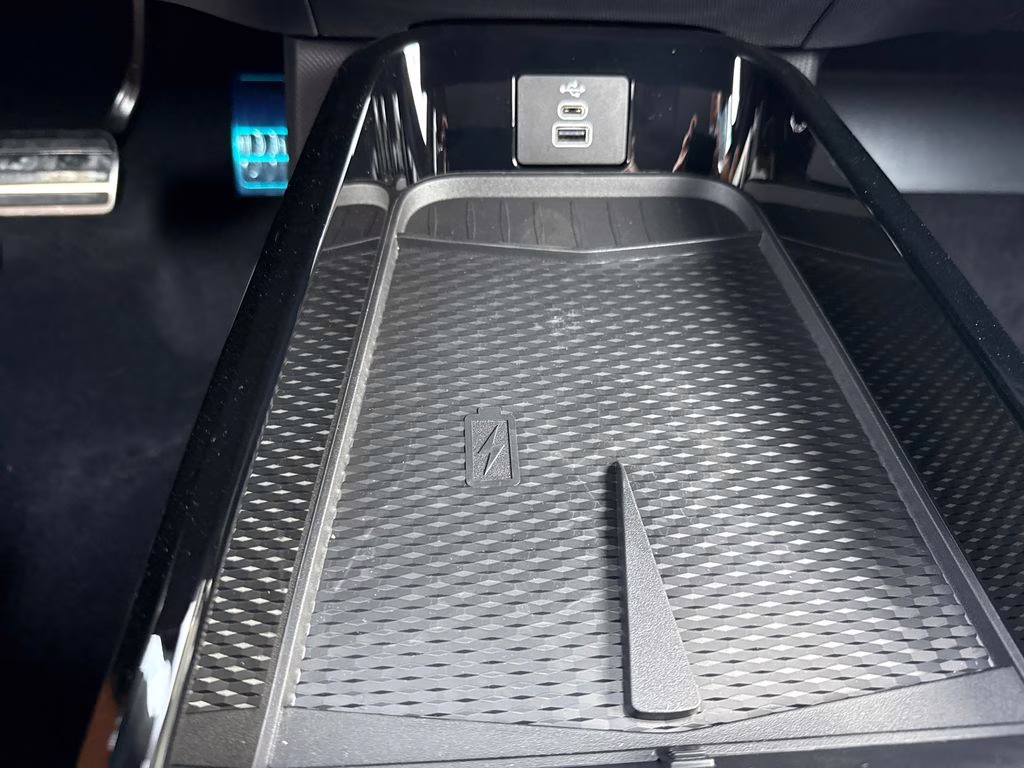 2025 Molten Magenta Metallic Tinted Clearcoat Ford Mustang Mach-E Premium AWD SUV