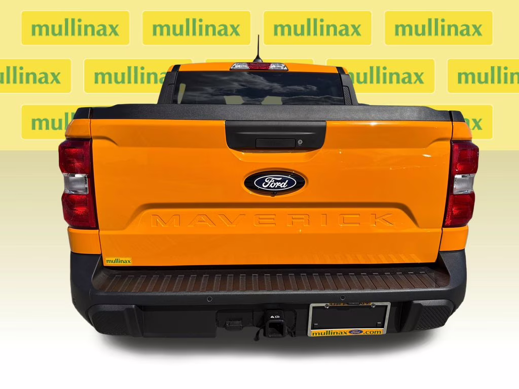 2026 Orange Fury Metallic Tri-Coat Ford Maverick XLT FWD Truck