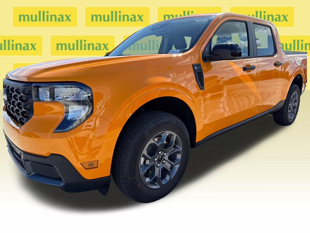 2026 Orange Fury Metallic Tri-Coat Ford Maverick XLT FWD Truck