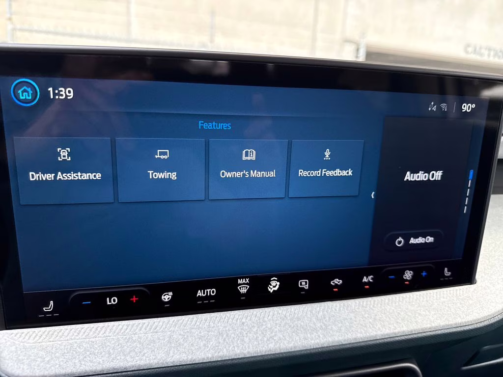 2025 Oxford White Ford Maverick XLT AWD Truck