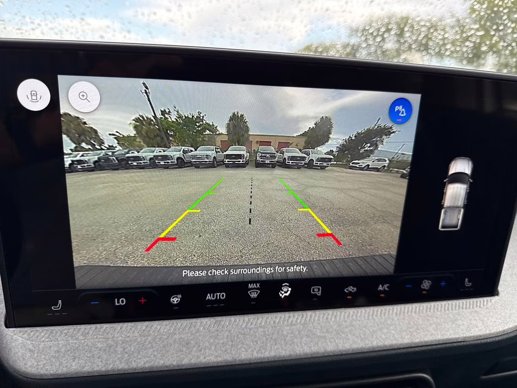 2025 Oxford White Ford Maverick XLT AWD Truck