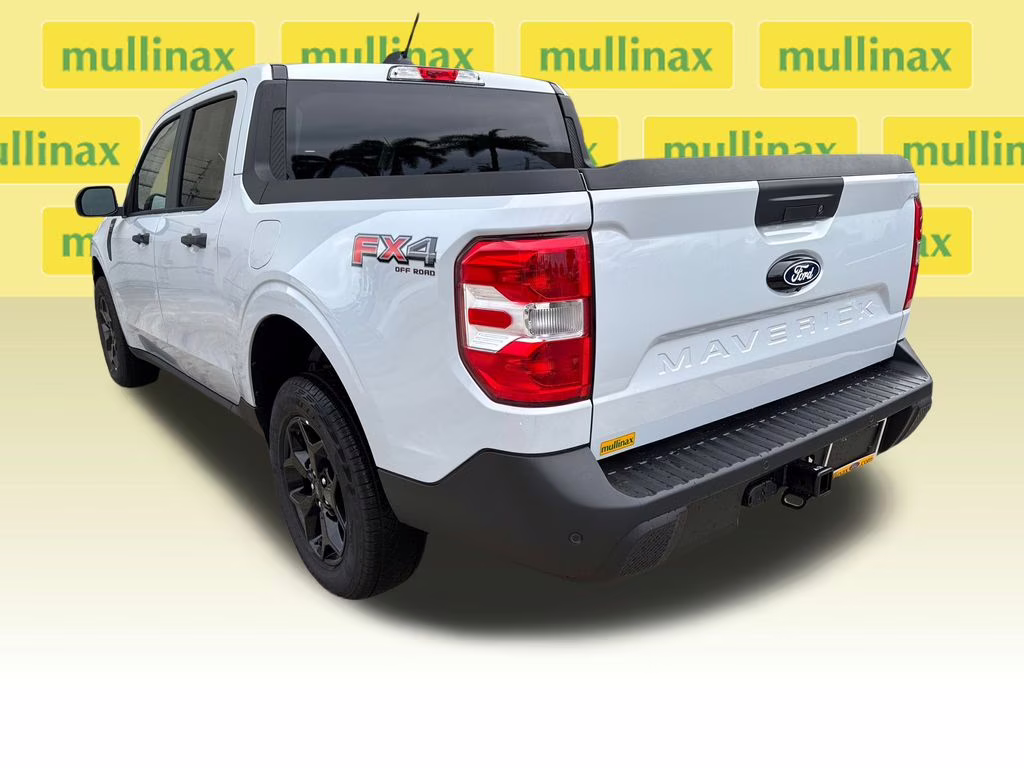 2025 Space White Metallic Ford Maverick XLT AWD Truck