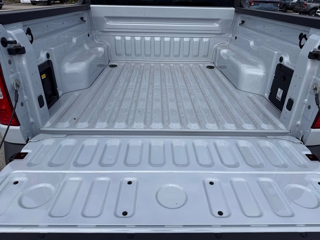 2026 Space White Metallic Ford Maverick XLT AWD Truck