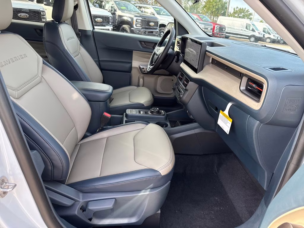 2026 Space White Metallic Ford Maverick Lariat AWD Truck