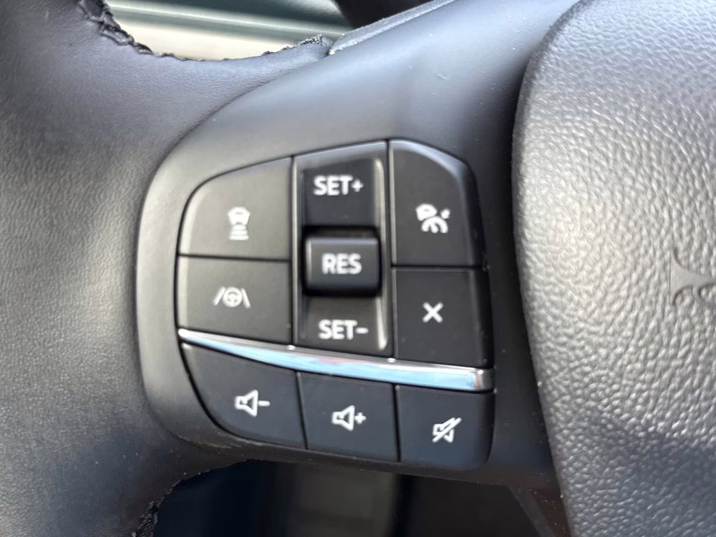 2026 Space White Metallic Ford Maverick Lariat AWD Truck