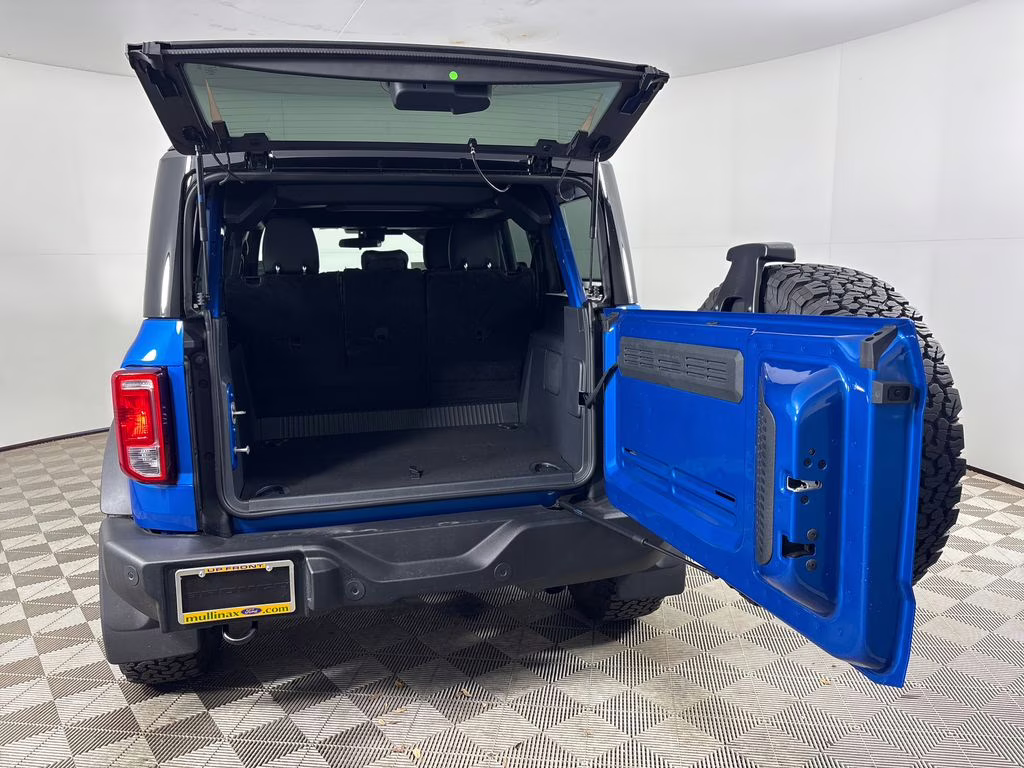 2025 Blue Metallic Ford Bronco Big Bend 4X4 SUV