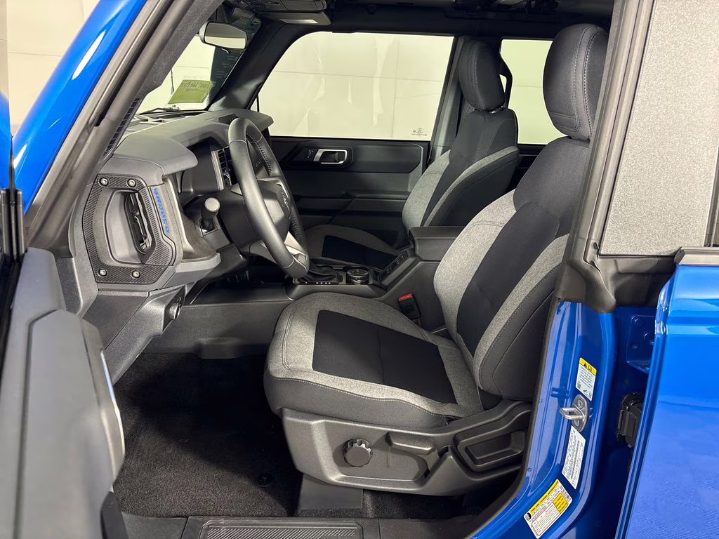 2025 Blue Metallic Ford Bronco Big Bend 4X4 SUV