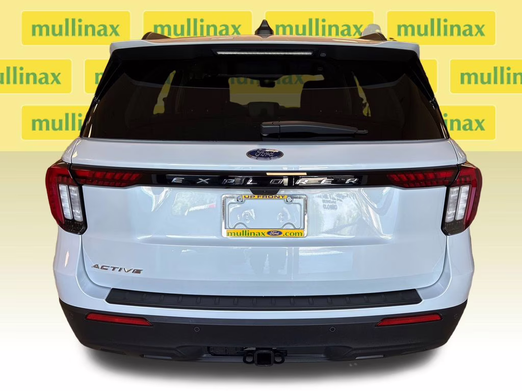 2026 Space White Metallic Ford Explorer Active RWD SUV