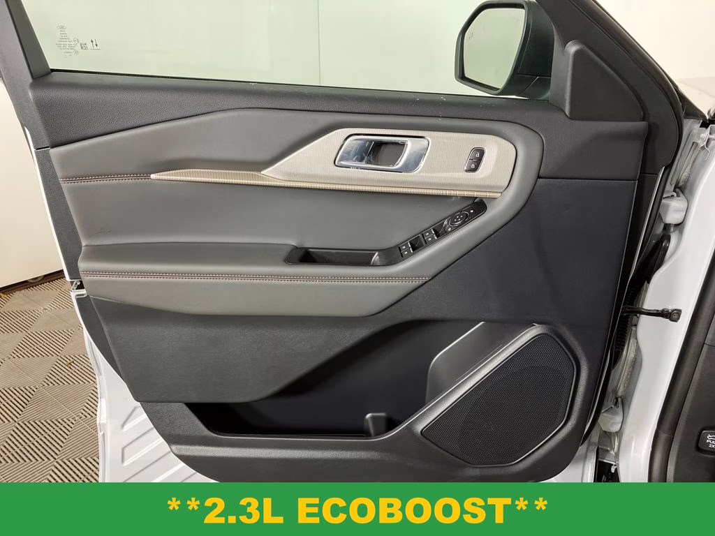 2026 Space White Metallic Ford Explorer Active RWD SUV