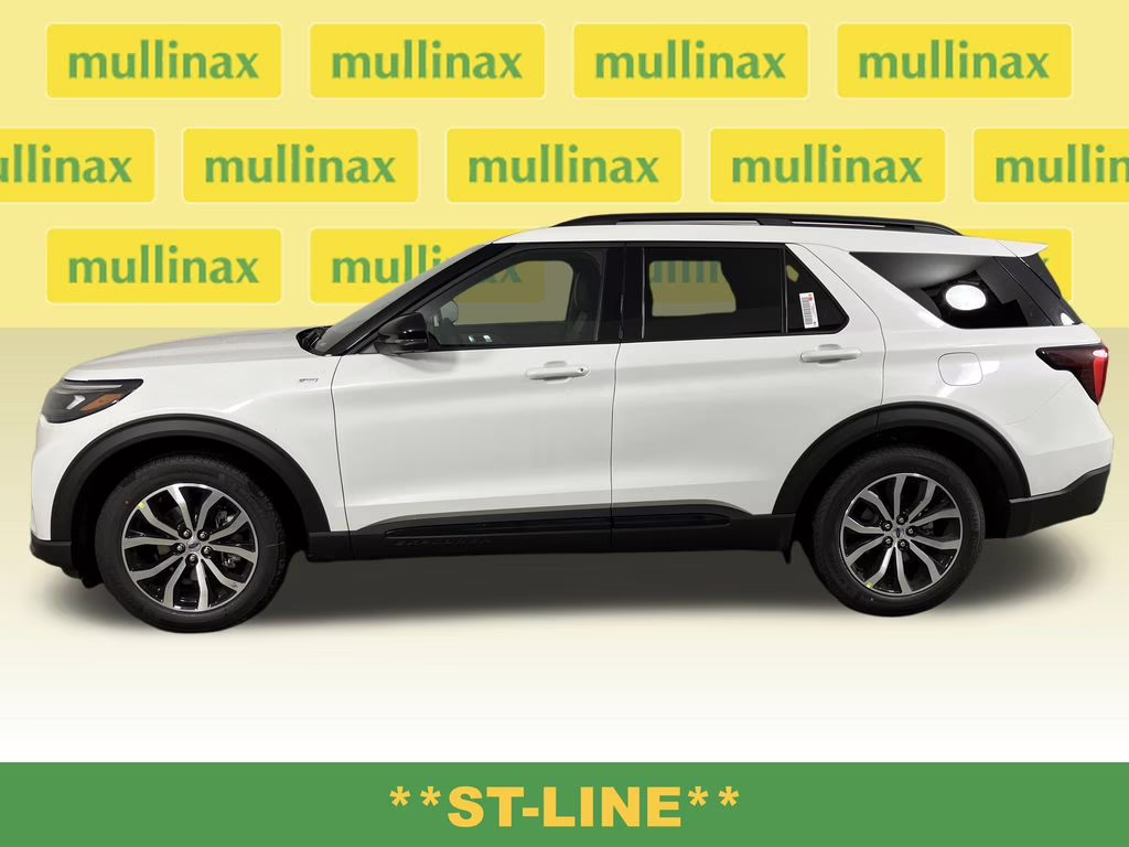 2026 Star White Metallic Tri-Coat Ford Explorer ST-Line RWD SUV