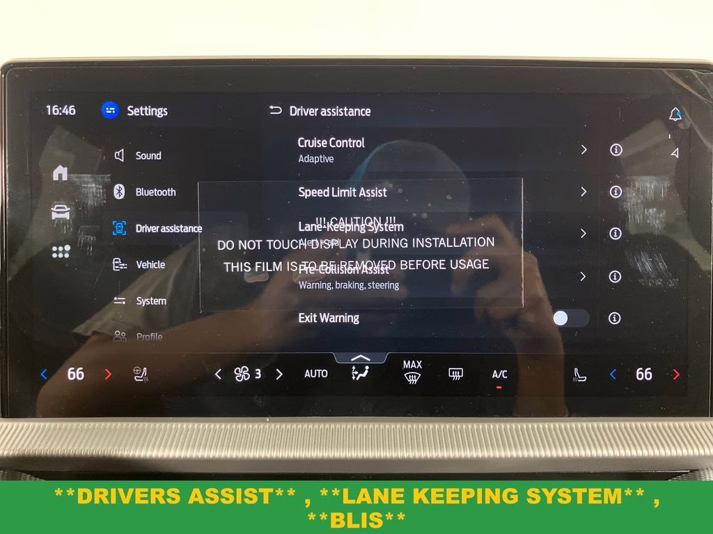 2026 Star White Metallic Tri-Coat Ford Explorer ST-Line RWD SUV