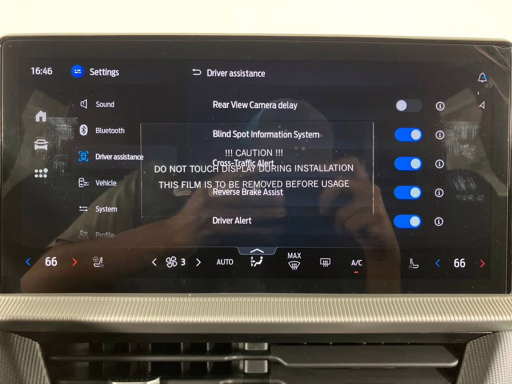 2026 Star White Metallic Tri-Coat Ford Explorer ST-Line RWD SUV