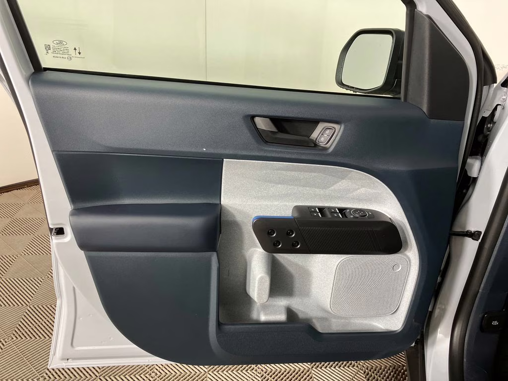 2026 Space White Metallic Ford Maverick XLT FWD Truck